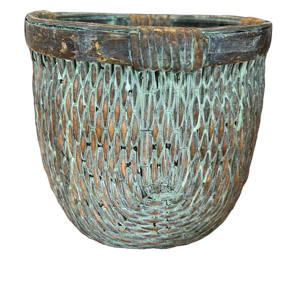 Teal painted Wicker Basket And Decorative Wooden Ball - Picture 3 of 8